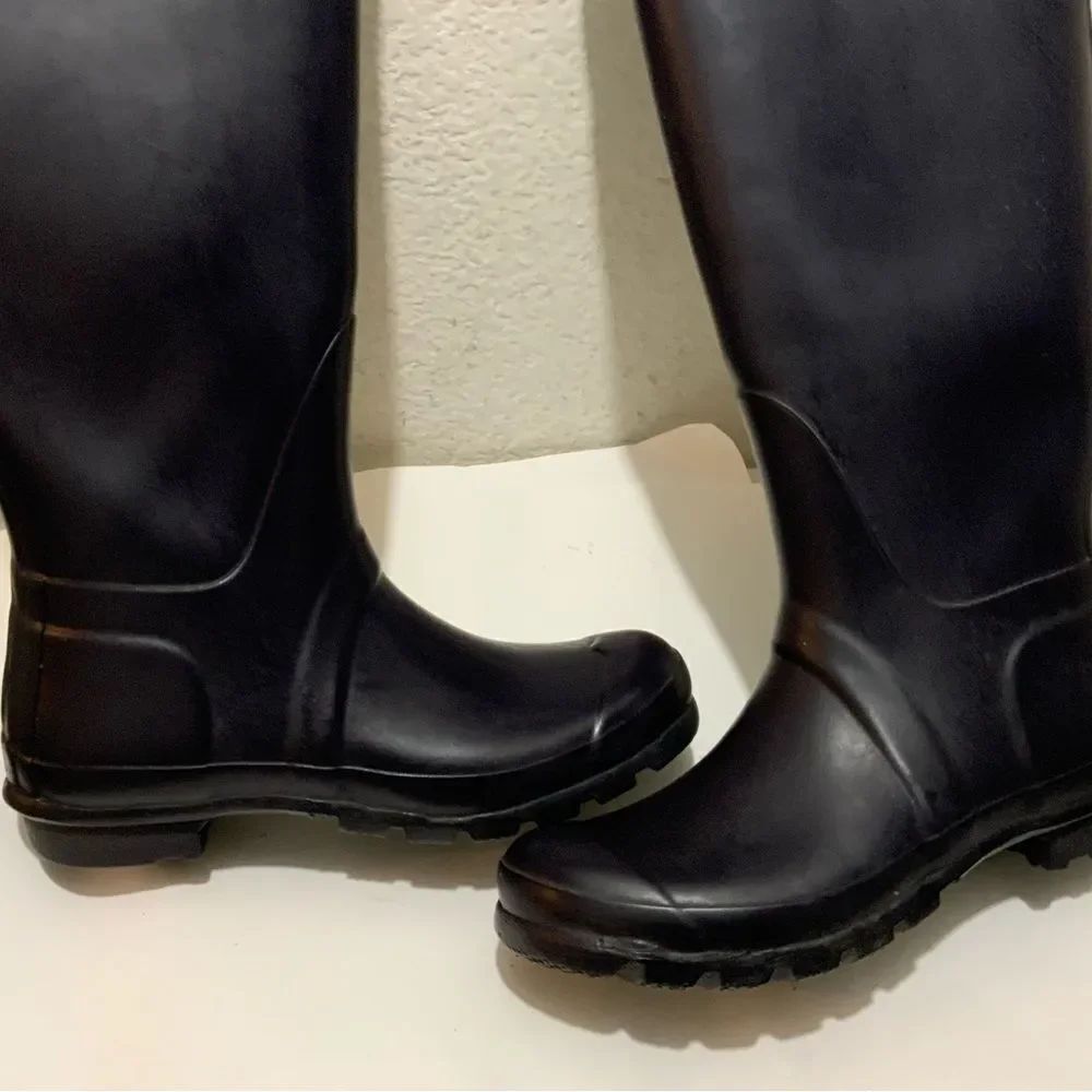 Hunter Original Tall Wellington Purple Rain Boots Size 9 women / 8 Men